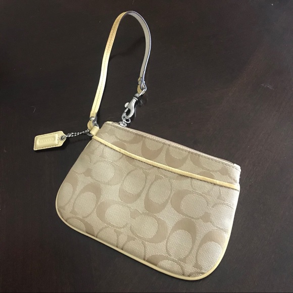 Coach Wristlet - Picture 2 of 4